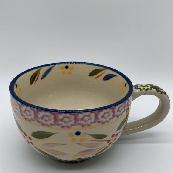 Temp-Tations by Tara Soup Bowl Larger Mug and 10.5 inch Round Tray - Picture 4 of 16